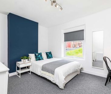 6 bedroom house to rent - Photo 2