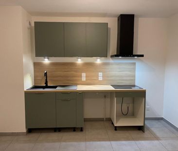 Location Appartement 2 pièces 48m² THONON LES BAINS 74200 - Photo 4