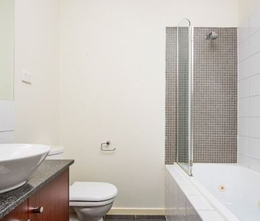 Modern Living In Prime Maribyrnong Location - Photo 5