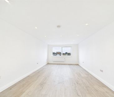 Mildmay Court, Mildmay Road, Chelmsford, Essex, CM2 0DY - Photo 4