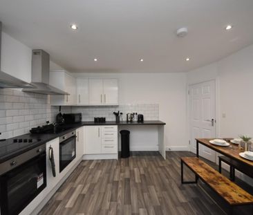 1 bed Room for Rent - Photo 2