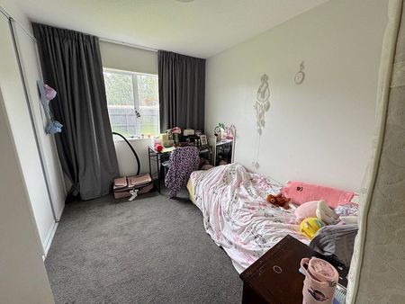 A very tidy home close to Rolleston library - Photo 3