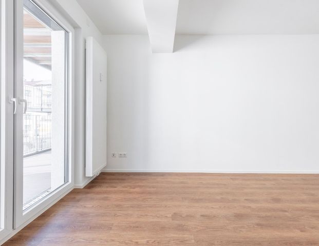 2-Zimmer-Wohnung in der Weimarer Straße: schick, modern, komfortabel! - Photo 1