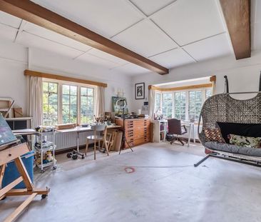 Tilford Road, Hindhead - 4 bedrooms Property for lettings - Seymours - Photo 4