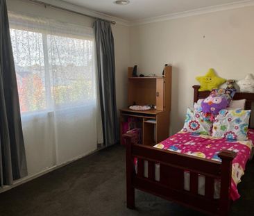 68 Grove Road, Grovedale - Photo 1
