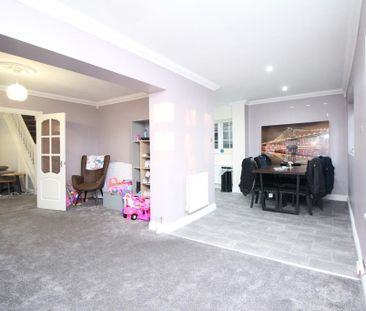 4 bedroom detached house to rent - Photo 1