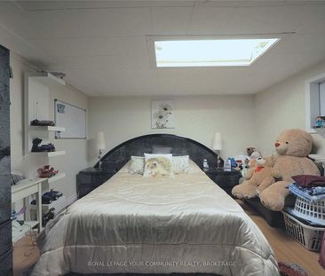 For Lease - 69 Samson Crescent, Toronto, Ontario - Photo 2