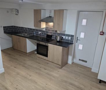 1 bedroom property to rent - Photo 4