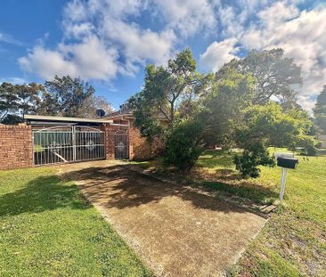 Modern Family Home with Spacious Living in a Quiet Cul-de-Sac. - Photo 2