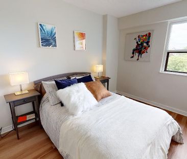 57 Bayswater Avenue, Hintonburg - Mechanicsville, Ottawa, ON - Photo 2