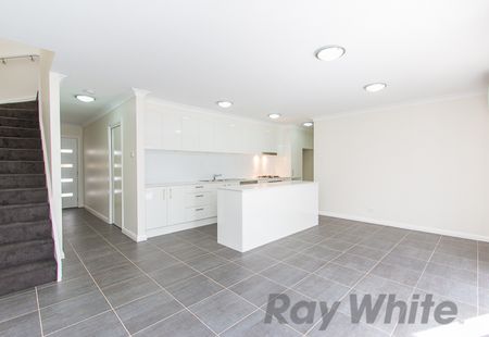 11/1 Brown Street, Cardiff NSW 2285 - Townhouse For Rent | Domain - Photo 5