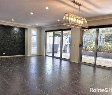 Spacious Modern Family Home in Glenfield - AVAILABLE NOW! - Photo 1