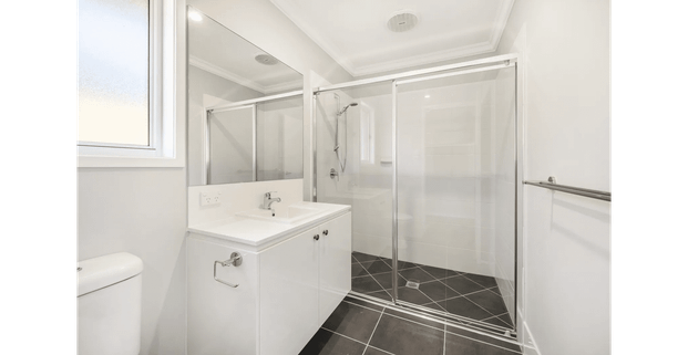 Spacious 4-Bedroom Family Home in the Heart of Park Ridge - Photo 1