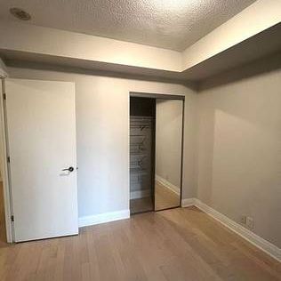 Bayview/Sheppard Great Location Luxury 1Bdrm 9Ft Ceilings 1Balcony - Photo 4