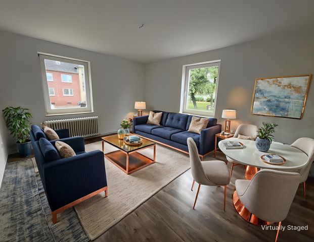 Bereits modernisierte 3–ZKB–Erdgeschosswohnung im Jadeviertel zu vermieten! - Foto 1