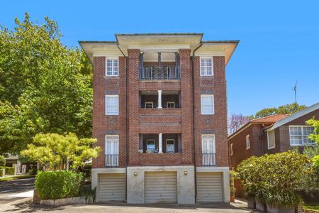 6/63 Carabella Street, Kirribilli, NSW 2061 - Photo 3