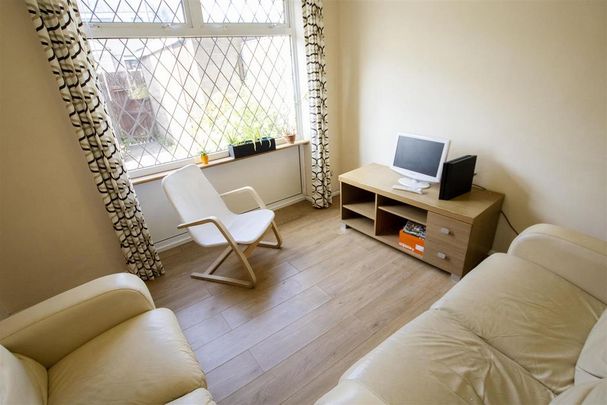 4 bedroom house to rent - Photo 1