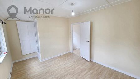 3 bedroom semi-detached house to rent - Photo 3