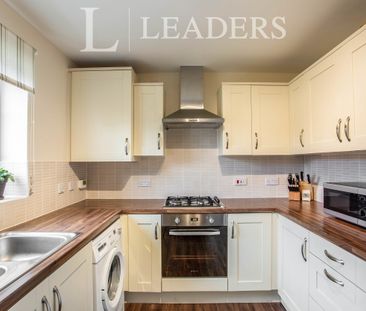 3 bedroom house to rent Whitehead Way, Buckingham, Buckinghamshire,... - Photo 5