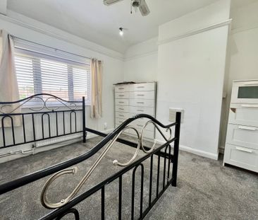 Scott Hall Road, Leeds - Photo 2