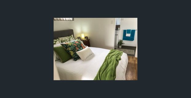 1 Bedroom Fully Self-contained Cabin - Photo 1