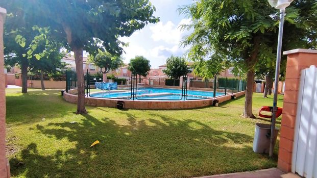 Casa o chalet de alquiler en Calle Cottolengo, 1, Haygon - Universidad - Photo 1