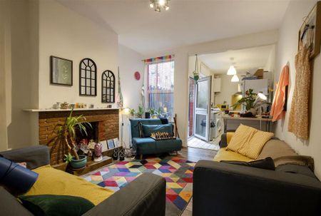 4 bedroom house to rent - Photo 3