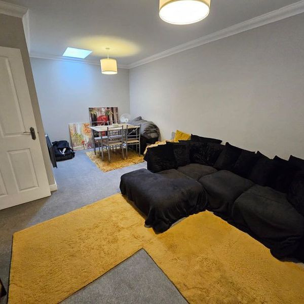 New Charlton Way - Photo 1