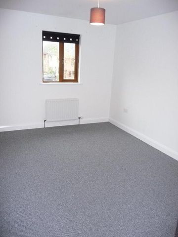 5f Heath Lodge Avenue, Belfast, BT13 3WH - Photo 3