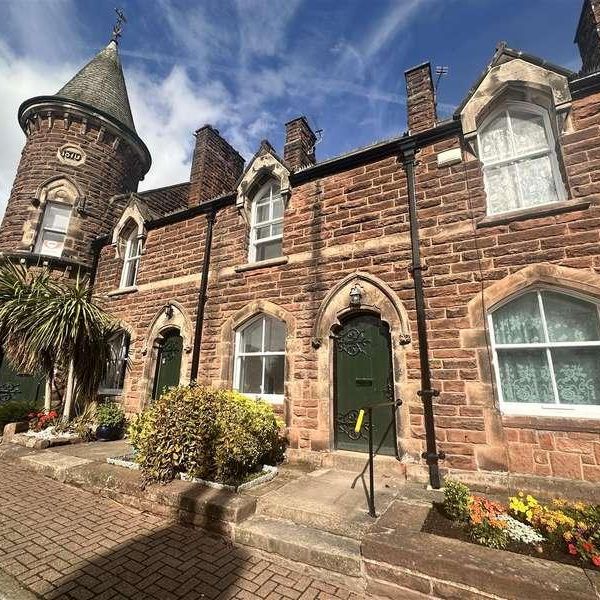 Church Road, Thornton Hough, CH63 - Photo 1
