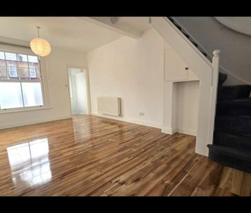 2 Bed Terraced House, Moselle Avenue, N22 - Photo 2