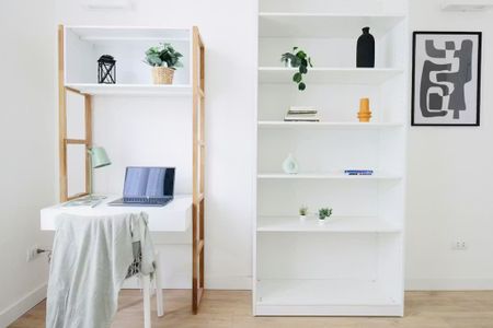 Via Francesco Crispi, Florence, Tuscany 50129 - Photo 4