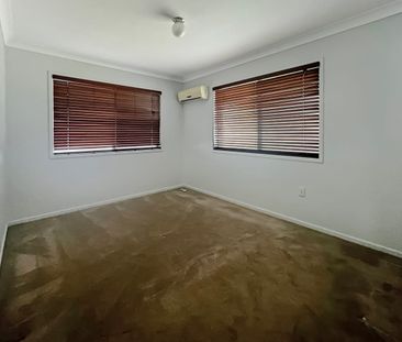 Comfort, Space & Convenience in a Quiet Location - Photo 6