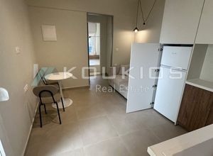 Studio/Γκαρσονιέρα για ενοικίαση - Νεάπολη, - Φωτογραφία 2