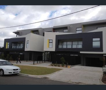 7/57 Parer Road, Airport West, Vic 3042 - Photo 2