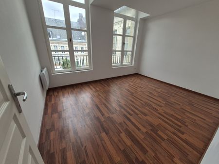 Location Appartement 2 pièces 58m² CAMBRAI 59400 - Photo 3