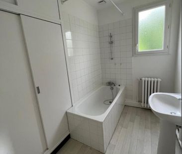 Location Appartement 4 pièces 63m² AZAY LE RIDEAU 37190 - Photo 4