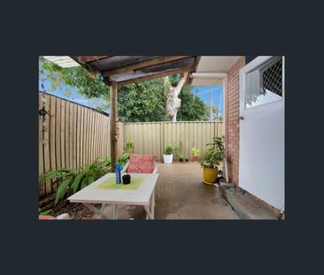 Spacious 2-Bedroom Unit in Slade Point - Photo 2