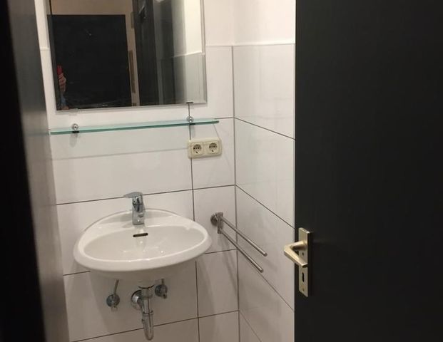 Ratingen-Mitte Apartment Wohnung 1,5 Zimmer 25 qm zu vermieten - Foto 1