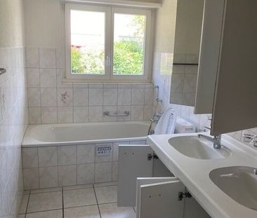 Beautiful 4.5-room single-family house with garden in Ottenbach - Foto 6