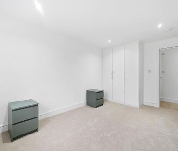 2 bedroom ground floor flat to rent - Photo 4