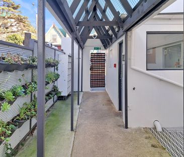 Apartment Living - Photo 4