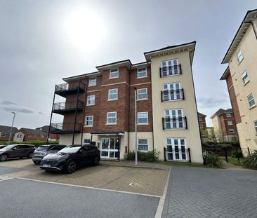 Sopwith Drive, Farnborough, Hampshire, GU14 - Photo 6