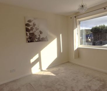 3 bed house to rent in - Photo 3