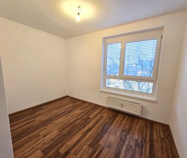 Zentrale 2,5 Zimmer Wohnung mit LOGGIA - Obere Bahnstraße 53 - Top 17 - Photo 2