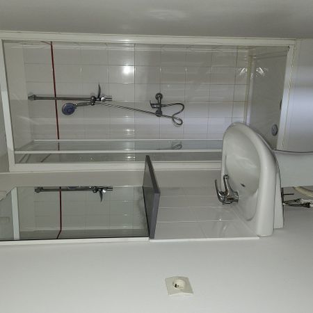 Location Appartement 1 pièce 22m² - Photo 4