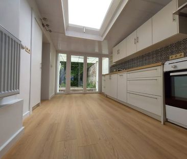 Appartement te huur - Photo 1