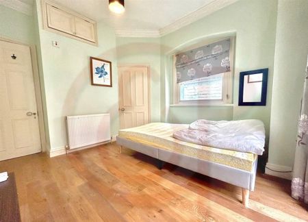 Bagleys Lane, Fulham, London - Photo 5