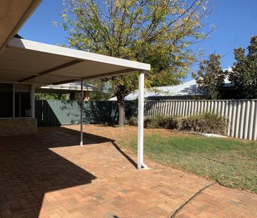 Spacious Family Home - Photo 2