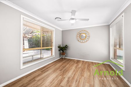 FAMILY 4 BEDROOM HOME - Photo 3